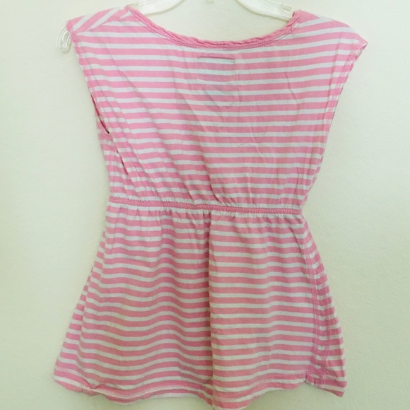 U.S. Polo Assn. v-neck top - Picture 3 of 3